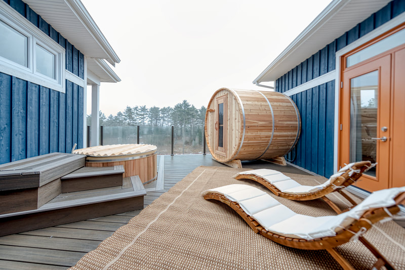 Back deck spa, cedar hot tub and sauna
